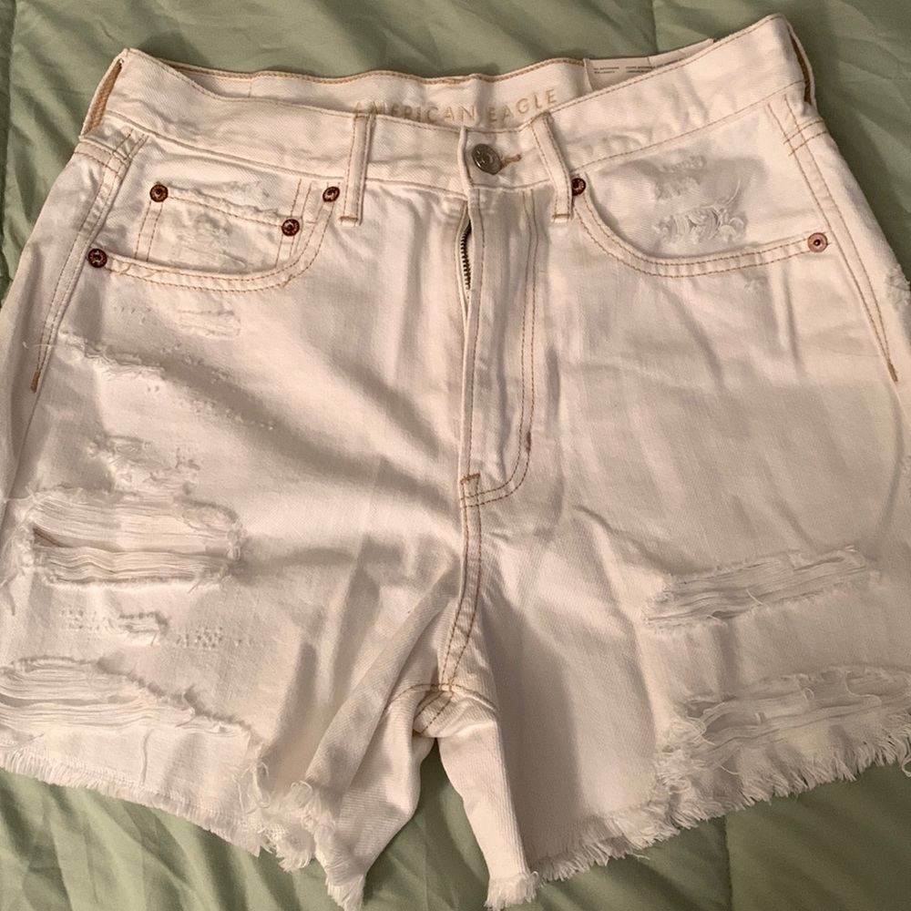 NWT American Eagle 90’s boyfriend shorts